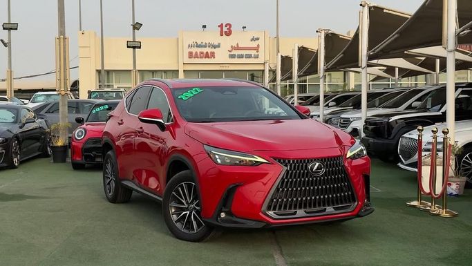 Подержанный Lexus NX 350 II, 2.4 л, 2022 в Шардже от Badar Used Cars Красный цвет.  | AUTO.AE