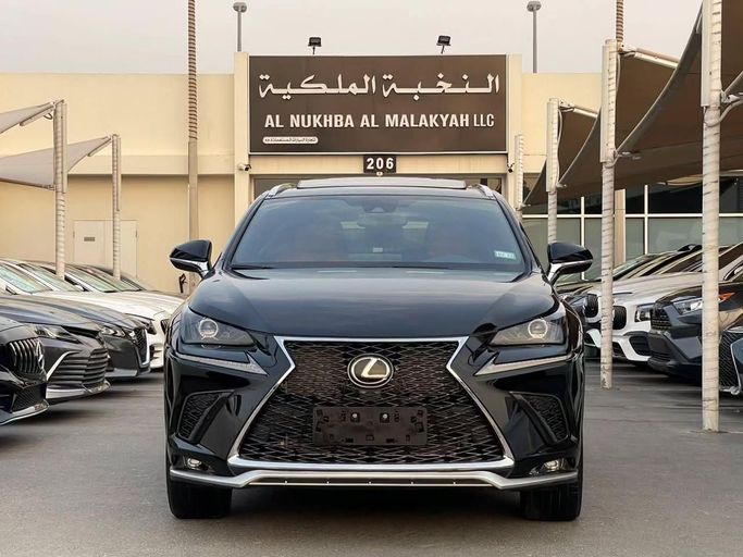 Подержанный Lexus NX 300 I Рестайлинг, 2.0 л, 2021 в Шардже от Al Nukhba Al Malakyah Used Cars Черный цвет. Американская | AUTO.AE