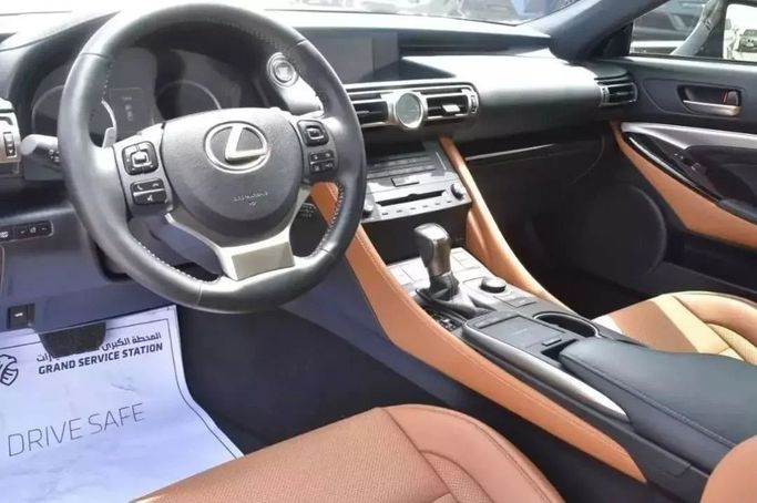 Used Lexus RC 350 I Facelift, 3.5 l, 2019 in Sharjah by Alfaris Used Cars, Grey color. Other | AUTO.AE