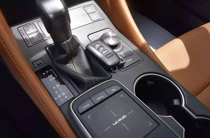 Used Lexus RC 350 I Facelift, 3.5 l, 2019 in Sharjah by Alfaris Used Cars, Grey color. Other | AUTO.AE