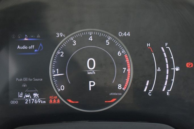 Подержанный Lexus RX 350 V, 2.4 л, 2023 в Шардже от Alfaris Used Cars Коричневый цвет.  | AUTO.AE