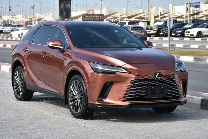 Подержанный Lexus RX 350 V, 2.4 л, 2024 в Шардже от Alfaris Used Cars Коричневый цвет.  | AUTO.AE
