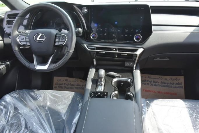 Used Lexus RX 350 V, 2.4 l, 2024 in Sharjah by Alfaris Used Cars, White color.  | AUTO.AE