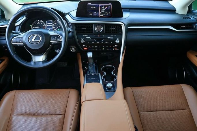 Подержанный Lexus RX 350 IV Рестайлинг, 3.5 л, 2021 в Шардже от Al Bake Used Cars Черный цвет.  | AUTO.AE