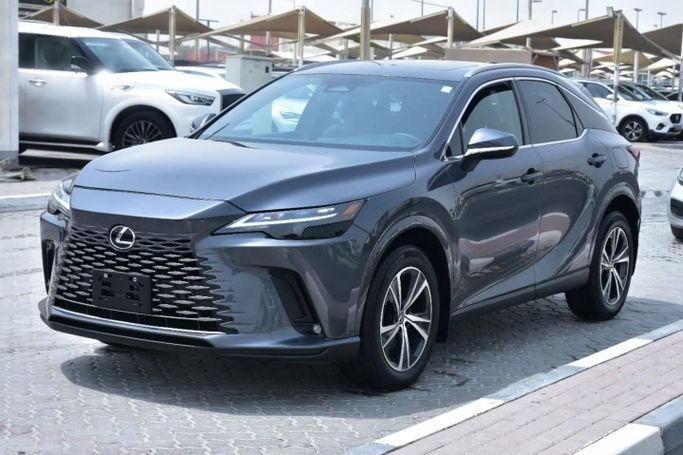 Подержанный Lexus RX 350h V, 2.5 л, 2024 в Шардже от Alfaris Used Cars Серый цвет. Other | AUTO.AE