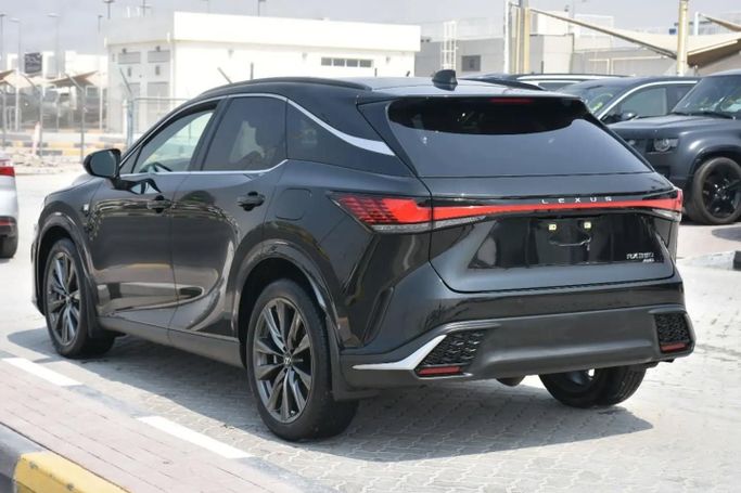 Подержанный Lexus RX 350 V, 2.4 л, 2023 в Шардже от Alfaris Used Cars Черный цвет. Other | AUTO.AE