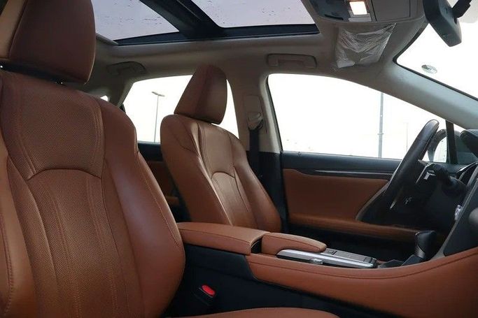 Подержанный Lexus RX 350L IV Рестайлинг, 3.5 л, 2022 в Шардже от Al Rukin Al Saudi Черный цвет. GCC | AUTO.AE