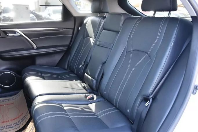 Used Lexus RX 350 IV Facelift, 3.5 l, 2022 in Sharjah by Alfaris Used Cars, White color. Other | AUTO.AE