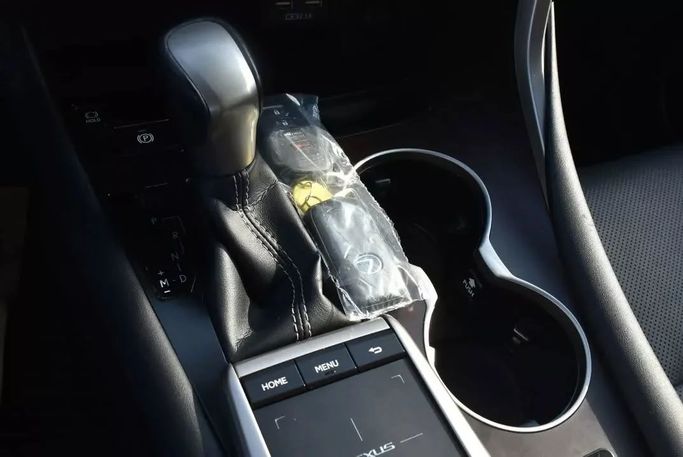 Used Lexus RX 350 IV Facelift, 3.5 l, 2021 in Sharjah by Alfaris Used Cars, Grey color. Other | AUTO.AE