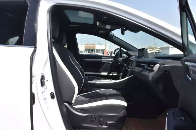 Used Lexus RX 350 IV Facelift, 3.5 l, 2021 in Sharjah by Alfaris Used Cars, White color. Other | AUTO.AE