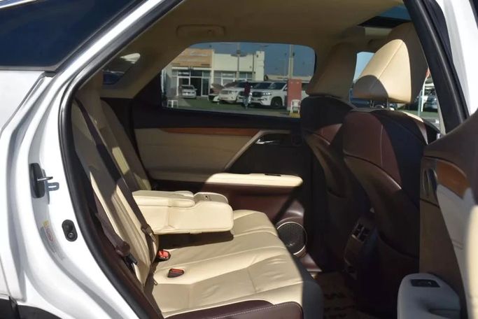Подержанный Lexus RX 350 IV, 3.5 л, 2019 в Шардже от Alfaris Used Cars Белый цвет. Other | AUTO.AE