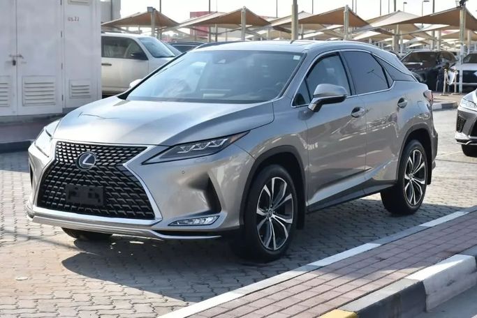 Подержанный Lexus RX 350 IV Рестайлинг, 3.5 л, 2020 в Шардже от Alfaris Used Cars Серебристый цвет. Other | AUTO.AE
