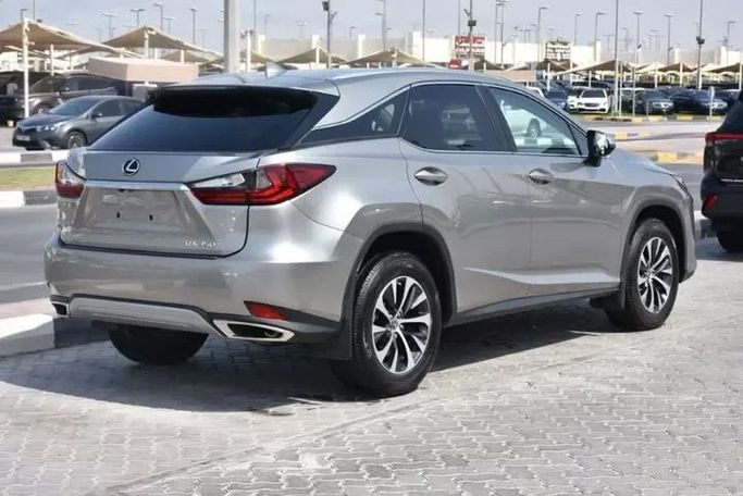 Подержанный Lexus RX 350 IV Рестайлинг, 3.5 л, 2020 в Шардже от Alfaris Used Cars Серебристый цвет. Other | AUTO.AE