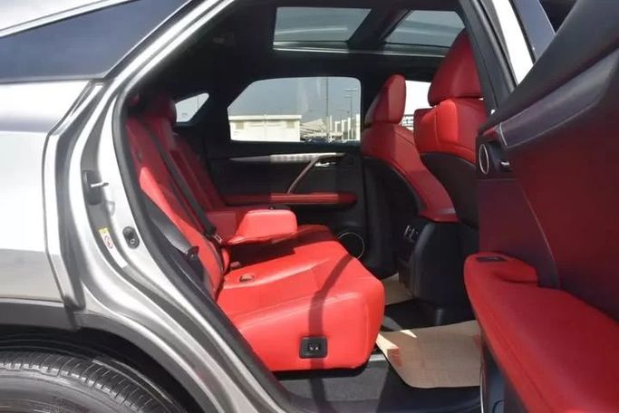 Used Lexus RX 350 IV Facelift, 3.5 l, 2020 in Sharjah by Alfaris Used Cars, Silver color. Other | AUTO.AE