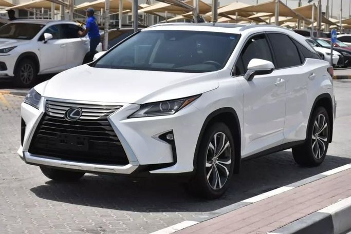 Подержанный Lexus RX 350 IV, 3.5 л, 2019 в Шардже от Alfaris Used Cars Белый цвет. Other | AUTO.AE