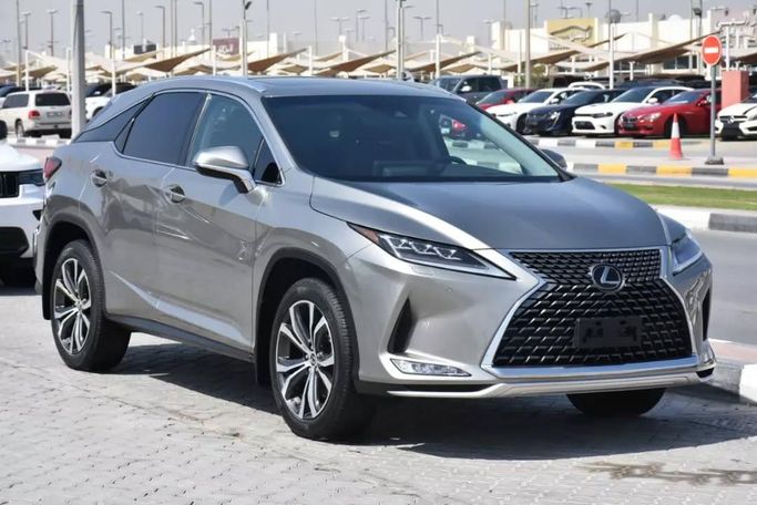 Подержанный Lexus RX 350 IV Рестайлинг, 3.5 л, 2020 в Шардже от Alfaris Used Cars Серый цвет. Other | AUTO.AE