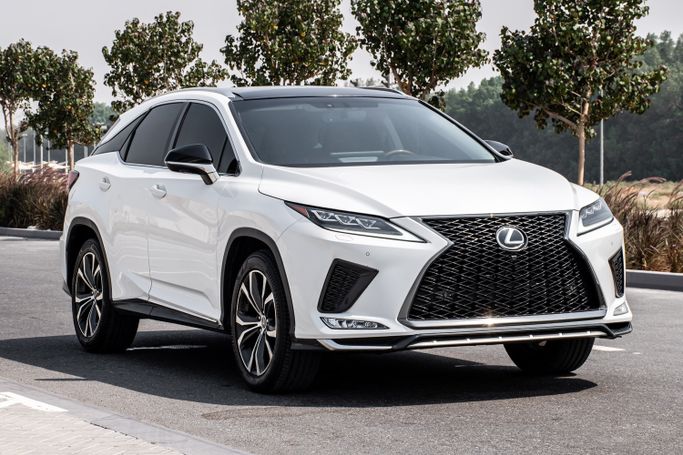 مستعملة ⁦Lexus RX 350 فيس ليفت IV، 3.5 l، 2020⁩ في في الإمارات, الشارقة من Lamer Motors، اللون أبيض. مواصفات الخليج | AUTO.AE | إعلان #286425