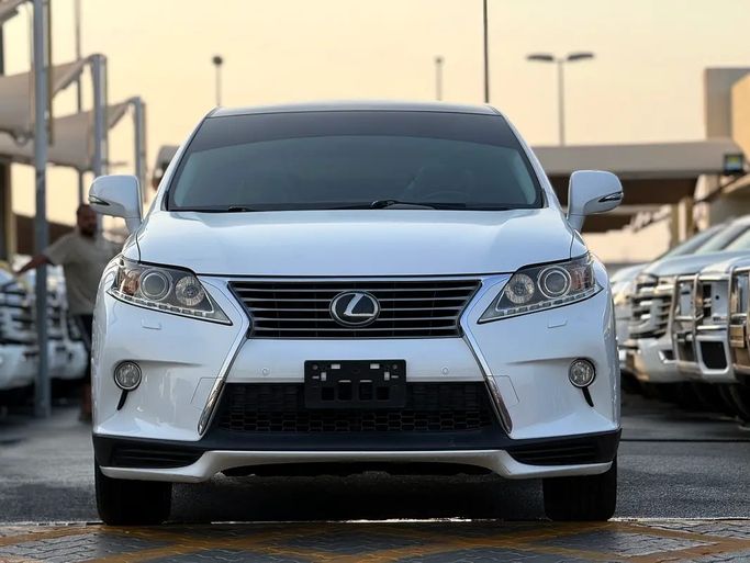 Used ⁦Lexus RX 350 III Facelift, 3.5 l, 2014⁩ in UAE, Sharjah by ASAL ALHAIBAH USED CARS, White color. GCC Specs | AUTO.AE | Listing #287540