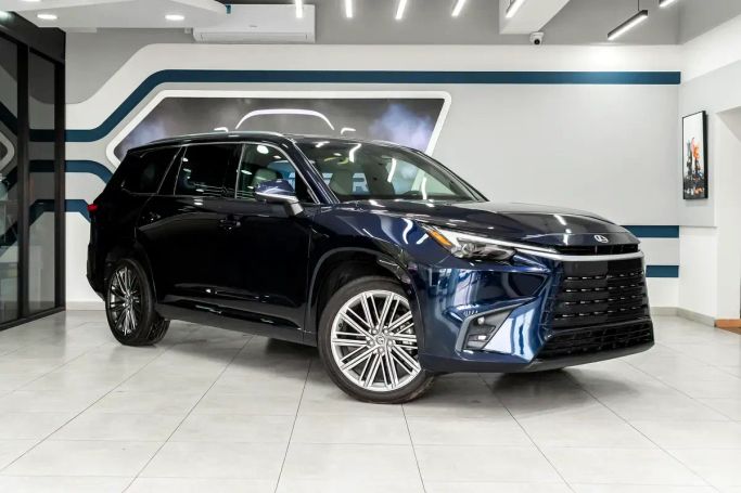 مستعملة Lexus TX 350, 2.4 l, 2024 في في الشارقة من Golden Desert Used Car، اللون أزرق داكن.  | AUTO.AE | إعلان #263174