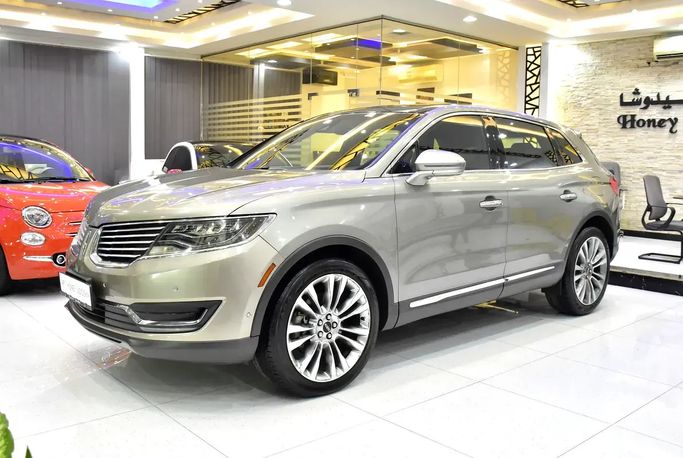 مستعملة Lincoln MKX ثانياً, 2.7 l, 2016 في في الشارقة من Honey Jidosha Used Cars Tr.، اللون بيج. مواصفات الخليج | AUTO.AE | إعلان #272958