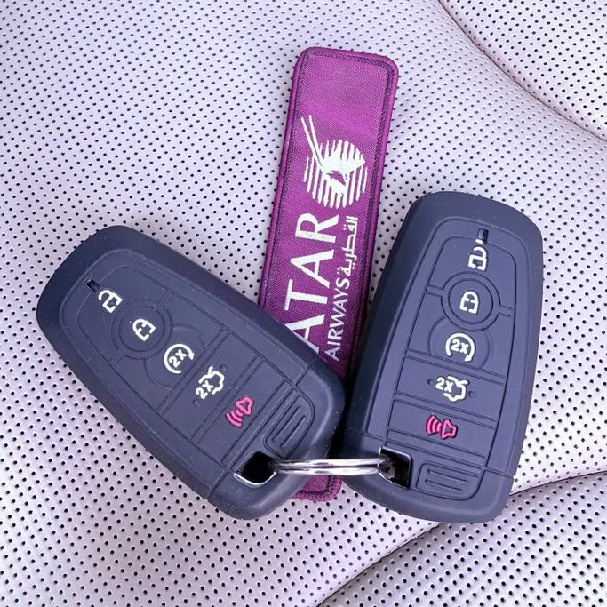 Подержанный Lincoln Nautilus I, 2.0 л, 2023 в Шардже от Sarmad Cars Белый цвет. Other | AUTO.AE