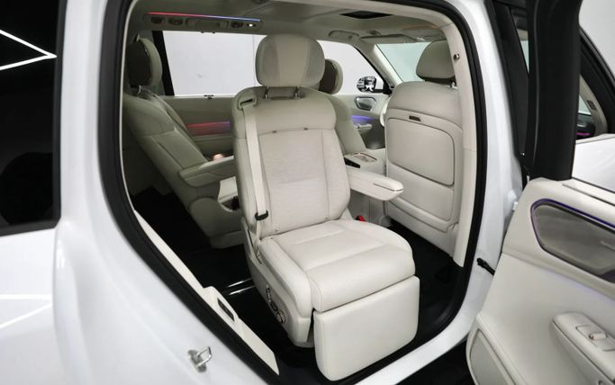 New Lynk & Co 900, 2.0 l, 2025 in Sharjah by Al Qassem Cars Trading, White color. Other | AUTO.AE