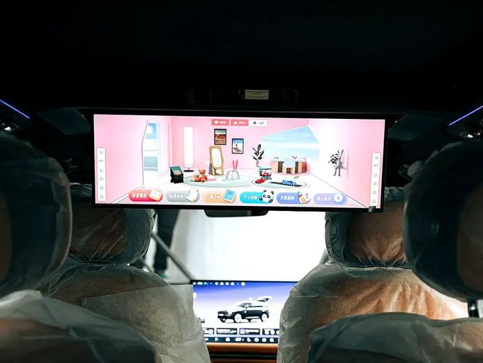 Новый Lynk & Co 900, 2.0 л, 2025 в Шардже от Ryno Cars Черный цвет. Китайская | AUTO.AE