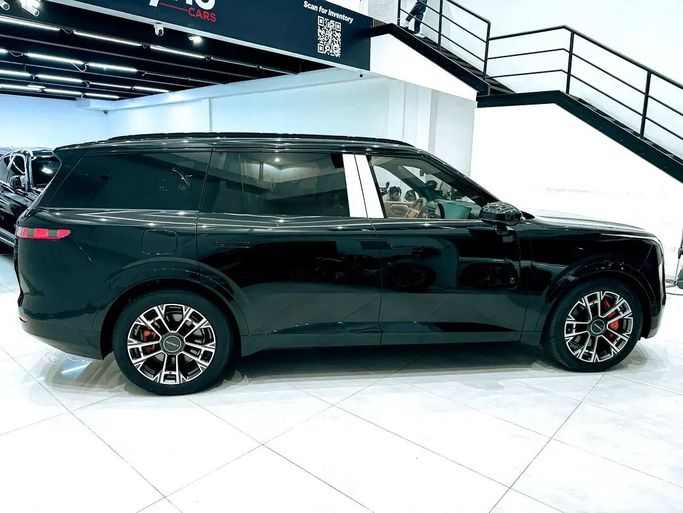 Новый Lynk & Co 900, 2.0 л, 2025 в Шардже от Ryno Cars Черный цвет. Китайская | AUTO.AE