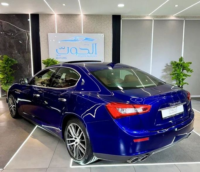 Подержанный Maserati Ghibli III, 3.0 л, 2015 в Шардже от Ayoon Alhoot Motors Синий цвет. GCC | AUTO.AE
