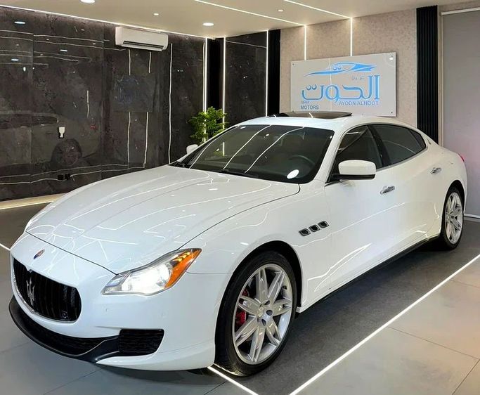 Подержанный Maserati Quattroporte S Q4 VI Рестайлинг, 3.0 л, 2016 в Шардже от Ayoon Alhoot Motors Белый цвет. GCC | AUTO.AE