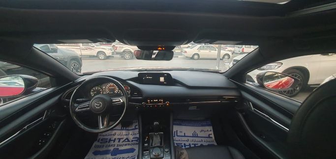 Новый Mazda 3 IV (BP), 2.0 л, 2022 в Шардже от Ishtar Used Cars Красный цвет. Other | AUTO.AE