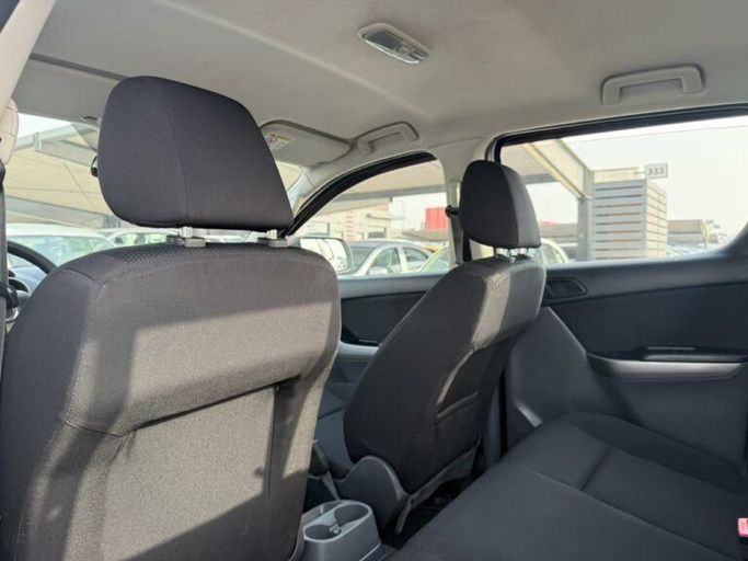 Новый Mazda BT-50 II Рестайлинг, 2.5 л, 2020 в Шардже от Al Aram Cars Белый цвет. GCC | AUTO.AE