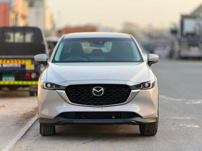 Подержанный Mazda CX-5 II Рестайлинг, 2.5 л, 2024 в ОАЭ, Шарджа от Luluat Al Khan Used Auto spare Parts Золотистый цвет. Australian Specs | AUTO.AE | Объявление #274735