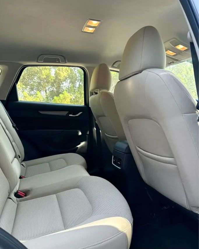 Used Mazda CX-5 II Facelift, 2.5 l, 2023 in UAE, Sharjah by Najm Al Shimal Used Cars trd., White color. GCC Specs | AUTO.AE | Listing #295931 — photo 10 of 10