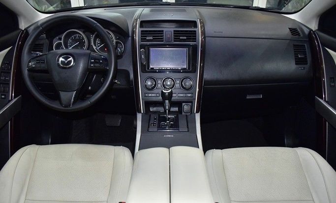 Used Mazda CX-9 I Facelift, 3.7 l, 2014 in Sharjah by Honey Gidosha Used Cars Tr., Black color.  | AUTO.AE