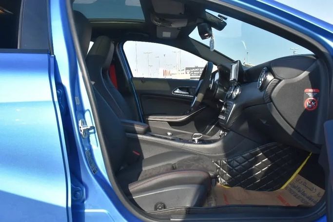 Подержанный Mercedes-Benz A-Class AMG 45 AMG I (W176), 2.0 л, 2015 в Шардже от Alfaris Used Cars Синий цвет. Other | AUTO.AE