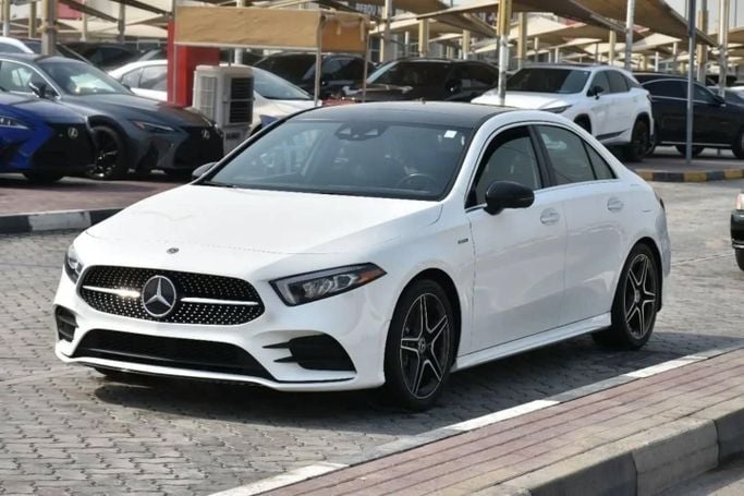 Used Mercedes-Benz A-Class 220 IV (W177), 2.0 l, 2019 in Sharjah by Alfaris Used Cars, White color. Other | AUTO.AE