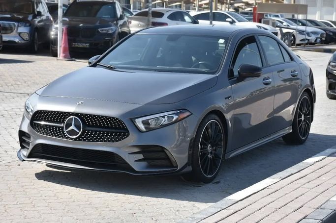 Подержанный Mercedes-Benz A-Class 220 IV (W177), 2.0 л, 2020 в Шардже от Alfaris Used Cars Серебристый цвет. Other | AUTO.AE