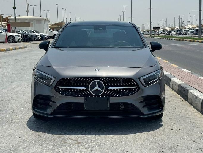 Подержанный Mercedes-Benz A-Class 220 IV (W177), 2.0 л, 2020 в Шардже от Alfaris Used Cars Серый цвет. Other | AUTO.AE
