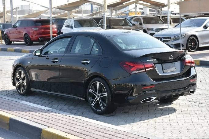 Подержанный Mercedes-Benz A-Class 220 IV (W177), 2.0 л, 2020 в Шардже от Alfaris Used Cars Черный цвет. Other | AUTO.AE