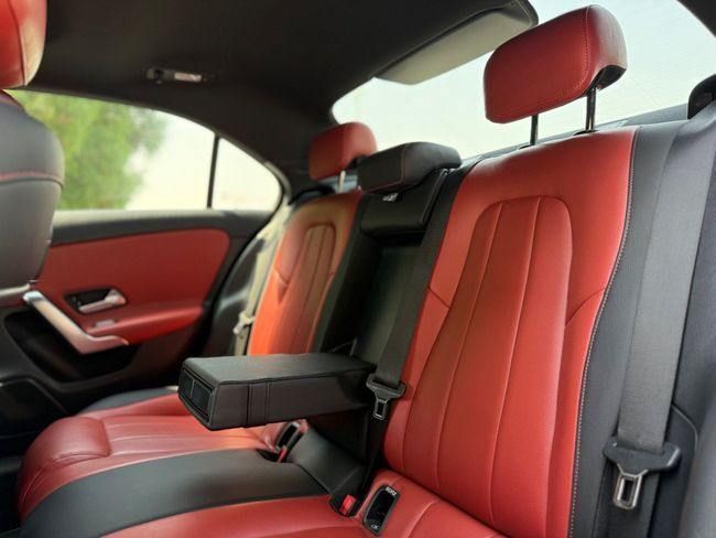 Подержанный Mercedes-Benz A-Class 220 IV (W177), 2.0 л, 2020 в Шардже от Berlin Used Cars Черный цвет. Американская | AUTO.AE