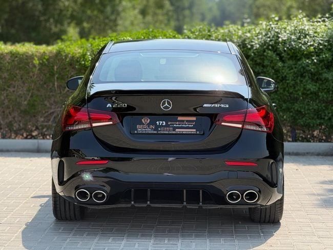 Подержанный Mercedes-Benz A-Class 220 IV (W177), 2.0 л, 2020 в Шардже от Berlin Used Cars Черный цвет. Американская | AUTO.AE