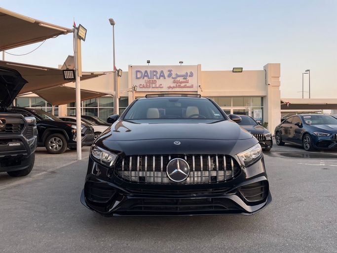 مستعملة Mercedes-Benz A-Class 250 IV (W177), 2.0 l, 2019 في في الشارقة من Daira Used Cars، اللون أسود. المواصفات الأمريكية | AUTO.AE