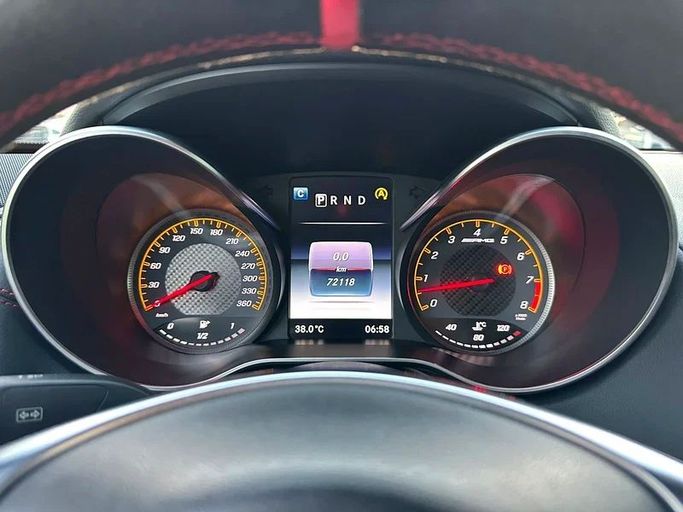 Подержанный Mercedes-Benz AMG GT S I, 4.0 л, 2016 в Шардже от Ahmad alkhodari Motors Красный цвет. GCC | AUTO.AE