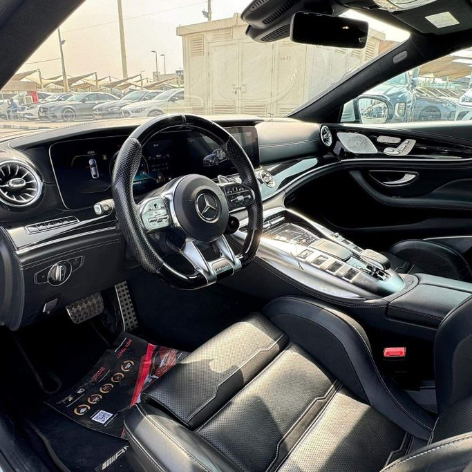 Подержанный Mercedes-Benz AMG GT 63 S I Рестайлинг, 4.0 л, 2019 в Шардже от Alfaris Used Cars Серебристый цвет. Other | AUTO.AE
