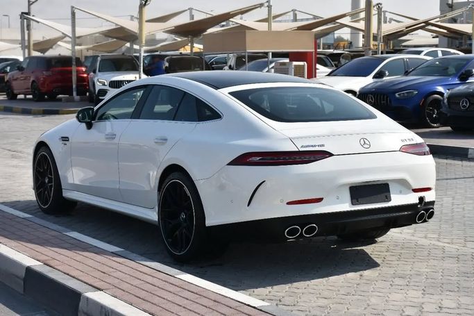 Подержанный Mercedes-Benz AMG GT 53 I Рестайлинг, 3.0 л, 2020 в Шардже от Alfaris Used Cars Белый цвет. Other | AUTO.AE