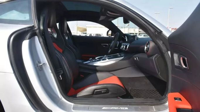 Подержанный Mercedes-Benz AMG GT S I, 4.0 л, 2016 в Шардже от Alfaris Used Cars Серый цвет. Other | AUTO.AE