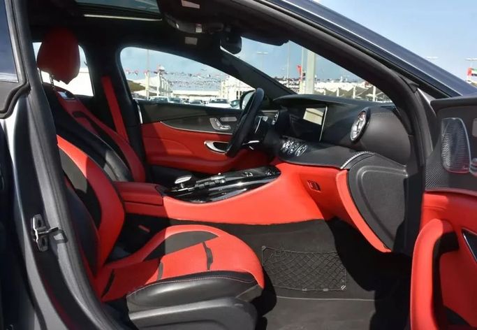 Used Mercedes-Benz AMG GT 63 S I Facelift, 4.0 l, 2019 in Sharjah by Alfaris Used Cars, Grey color. Other | AUTO.AE