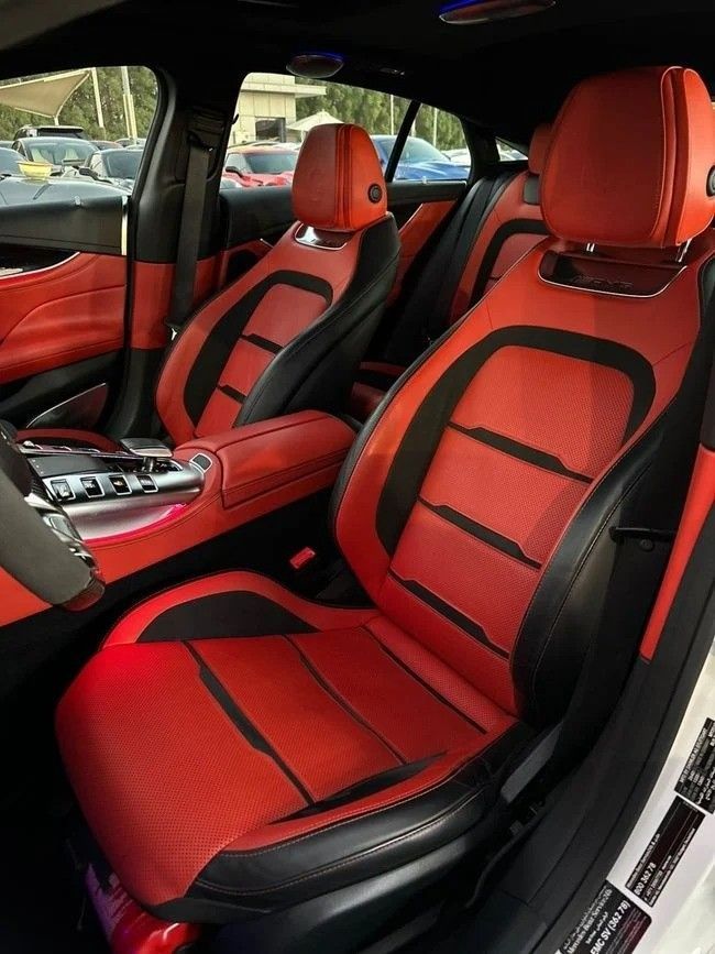 مستعملة Mercedes-Benz AMG GT 63 S أنا شد الوجه, 4.0 l, 2019 في في الشارقة من Noor Al Seyoh Used Cars، اللون أبيض. مواصفات الخليج | AUTO.AE