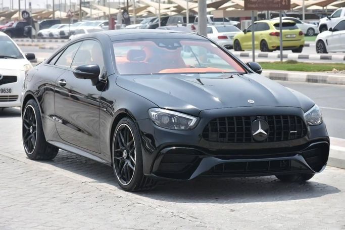 Подержанный Mercedes-Benz C-Class AMG 63 AMG S IV (W205), 4.0 л, 2018 в Шардже от Alfaris Used Cars Черный цвет.  | AUTO.AE